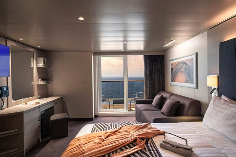 MSC Cruises MSC World Europa Premium Suite Aurea - web low res.png